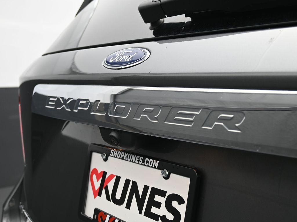 used 2023 Ford Explorer car, priced at $33,770