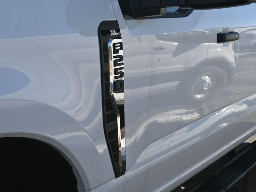 new 2024 Ford F-250 car, priced at $52,425