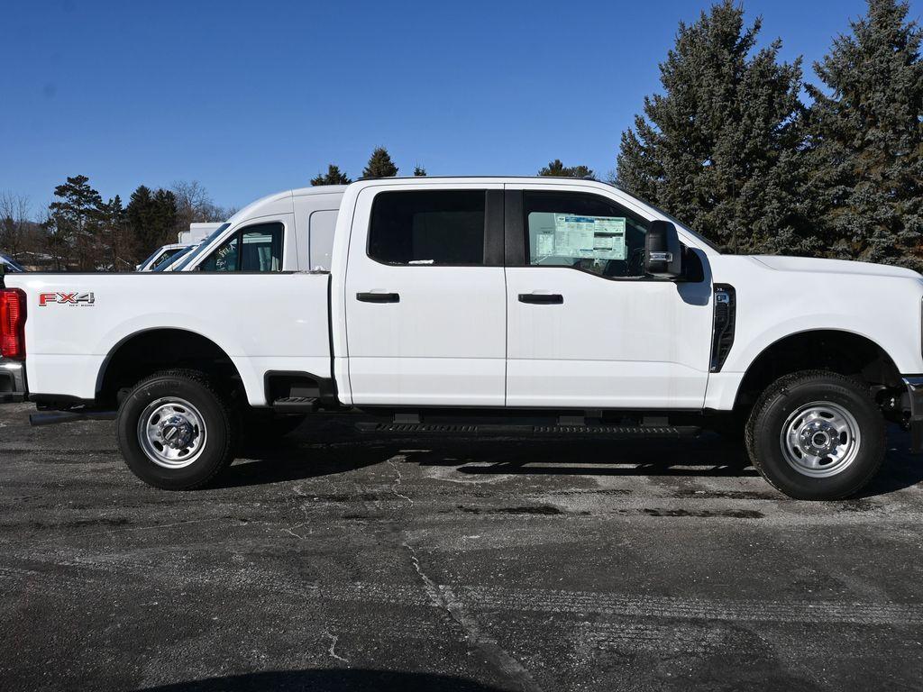 new 2024 Ford F-250 car, priced at $52,425