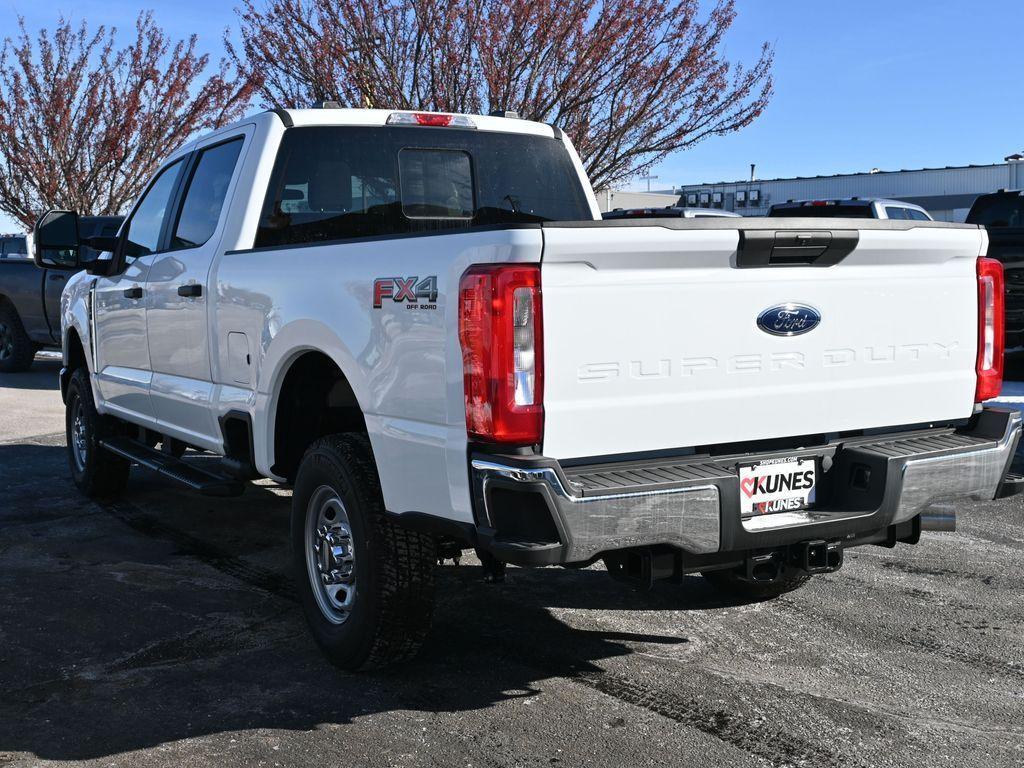 new 2024 Ford F-250 car, priced at $52,425