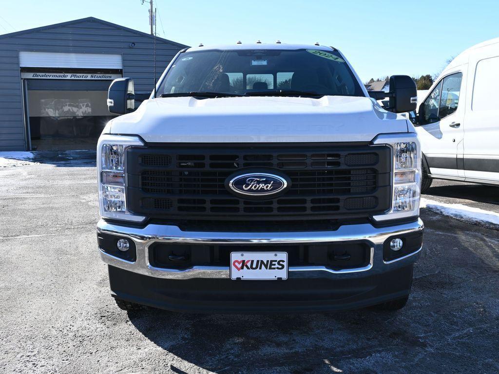 new 2024 Ford F-250 car, priced at $52,425