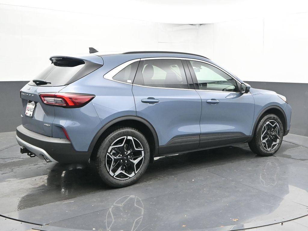 new 2026 Ford Escape car, priced at $44,275
