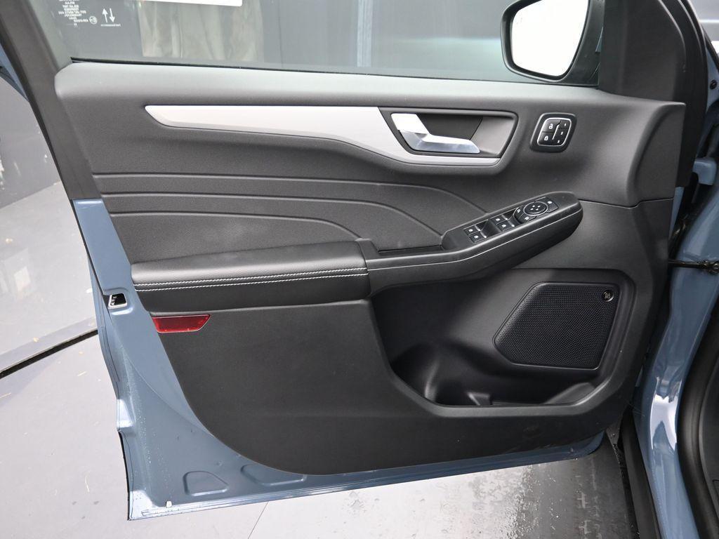 new 2026 Ford Escape car, priced at $44,275