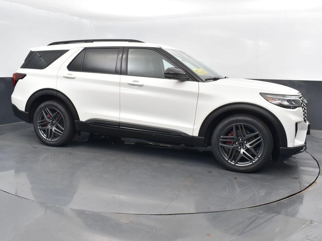 new 2025 Ford Explorer car, priced at $60,290