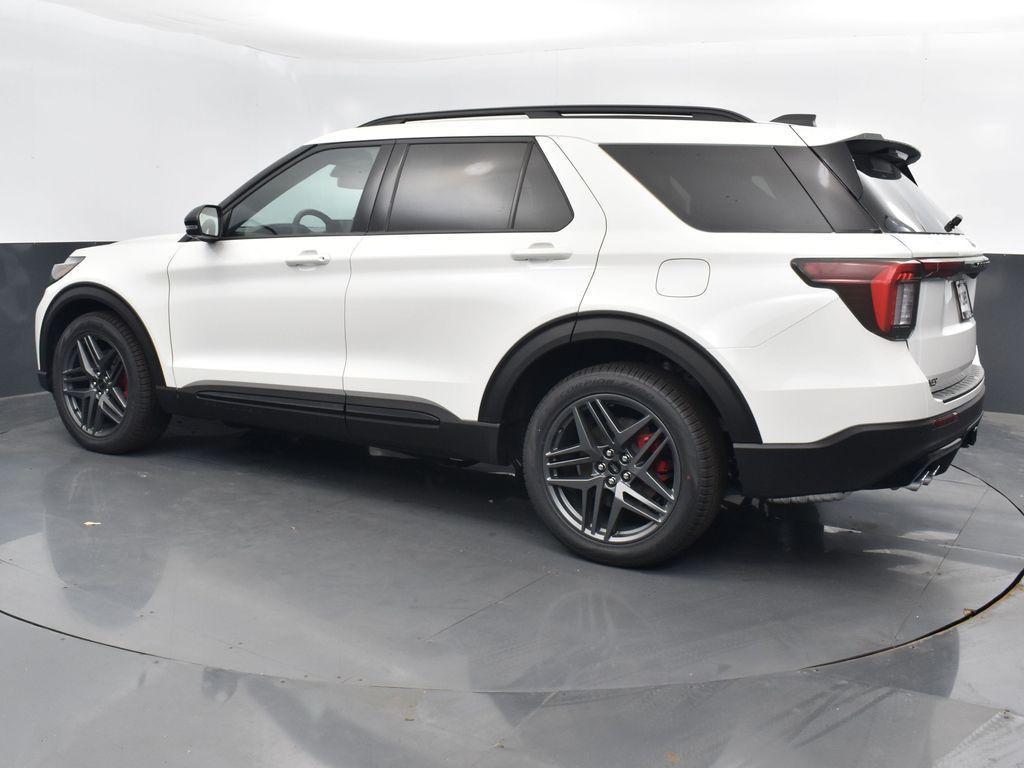 new 2025 Ford Explorer car, priced at $60,290