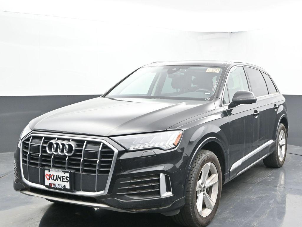 used 2024 Audi Q7 car, priced at $43,268