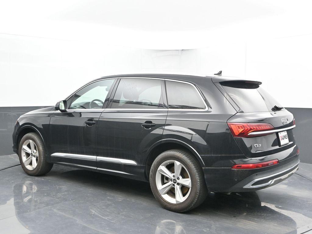 used 2024 Audi Q7 car, priced at $43,268