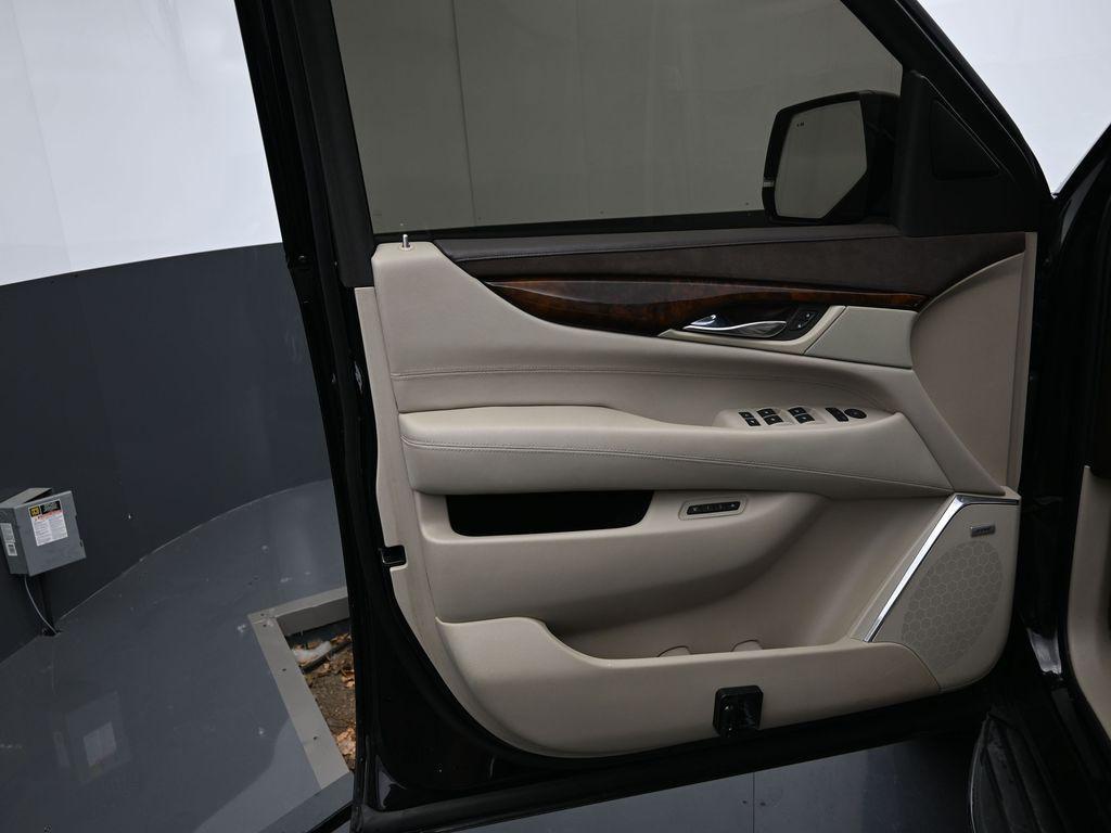 used 2015 Cadillac Escalade car, priced at $24,811