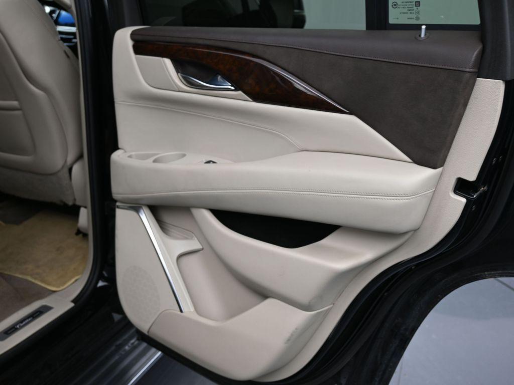 used 2015 Cadillac Escalade car, priced at $24,811