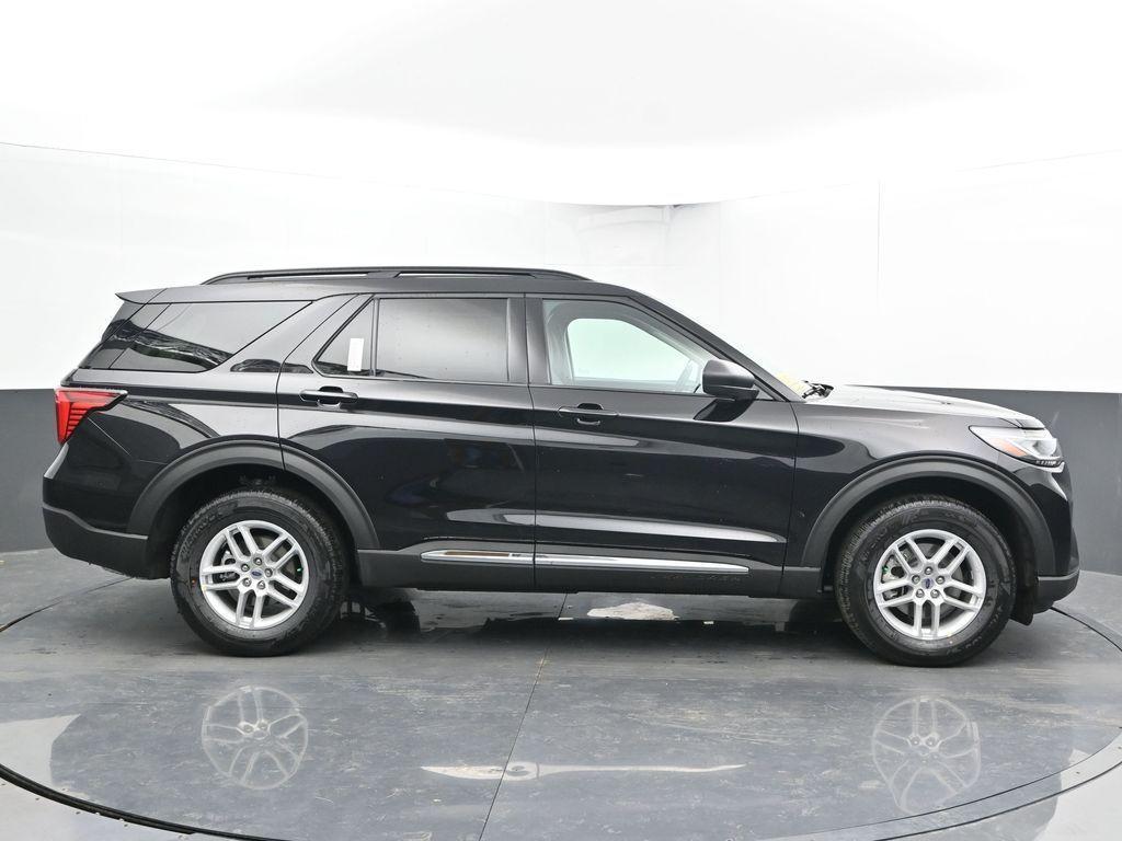new 2025 Ford Explorer car, priced at $41,312