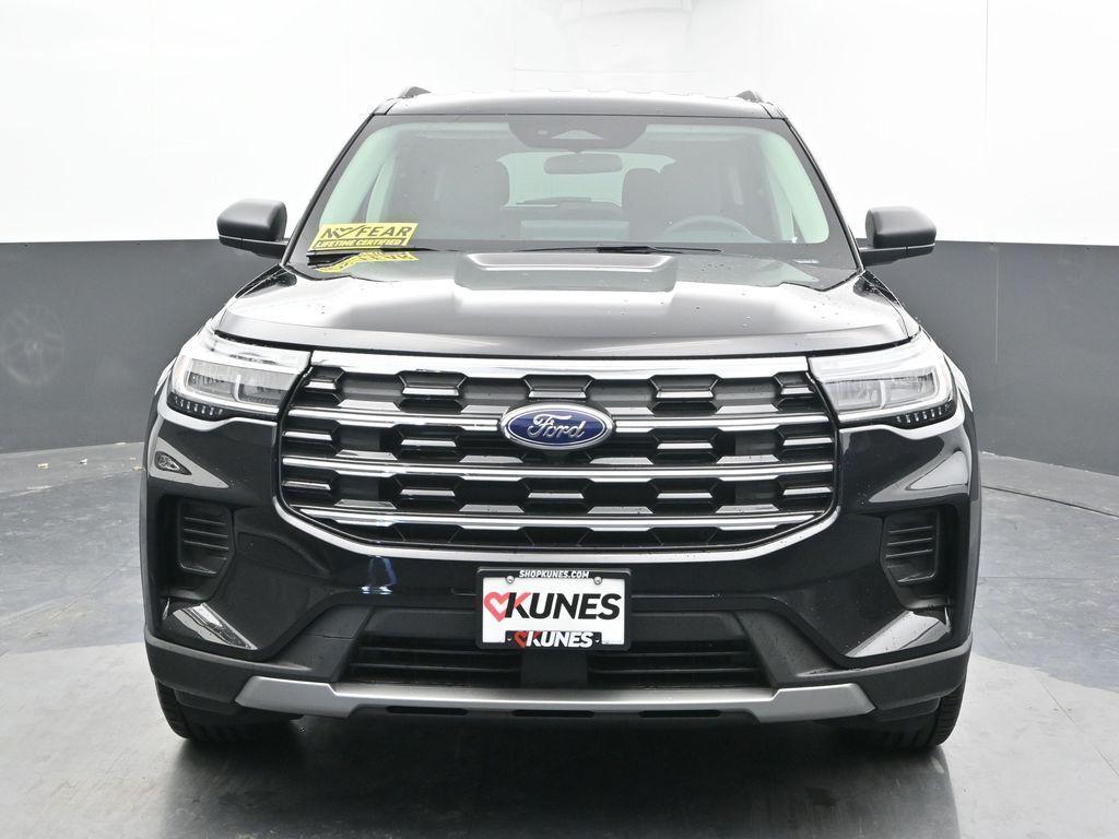 new 2025 Ford Explorer car, priced at $41,312