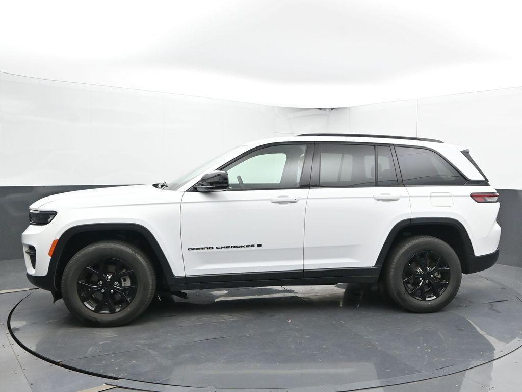 used 2024 Jeep Grand Cherokee car, priced at $33,849