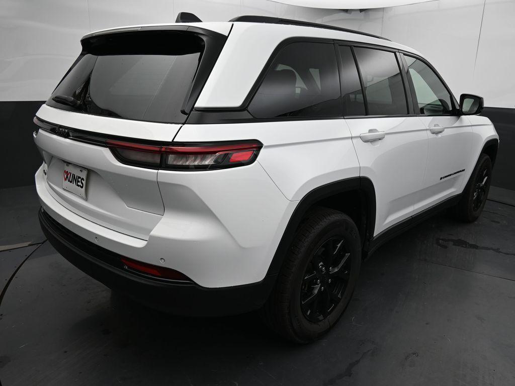 used 2024 Jeep Grand Cherokee car, priced at $33,849
