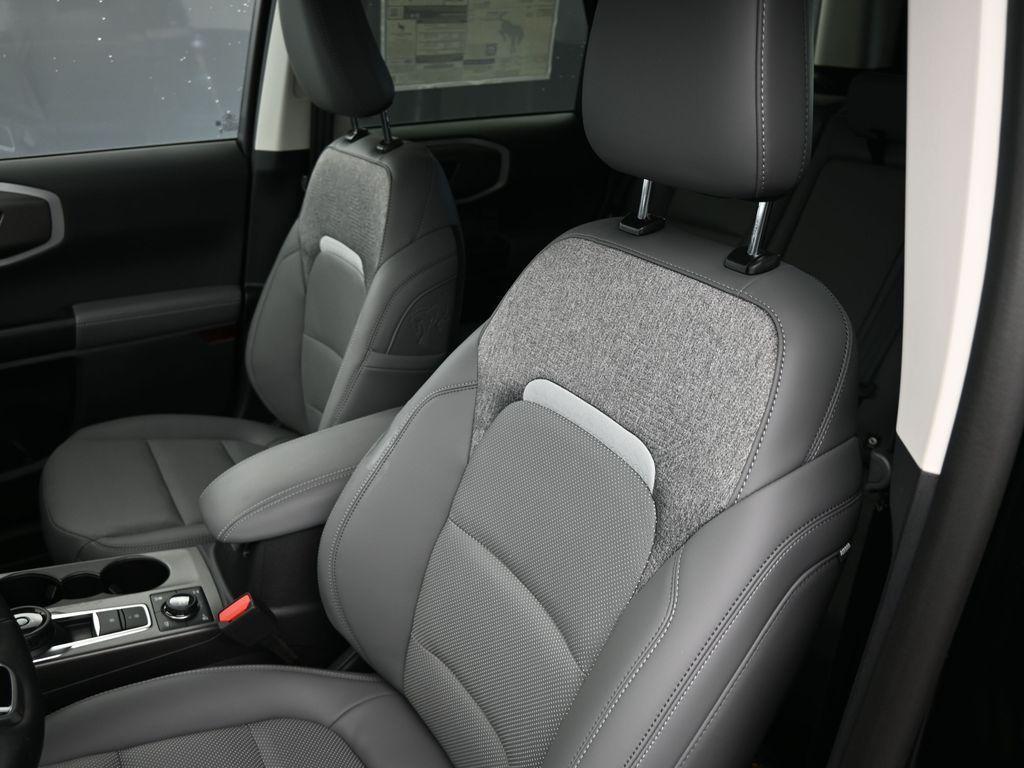 new 2025 Ford Bronco Sport car, priced at $39,569