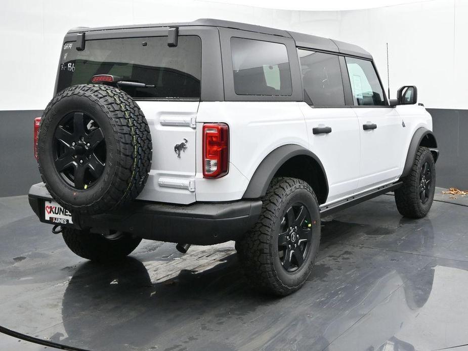 new 2024 Ford Bronco car, priced at $43,426