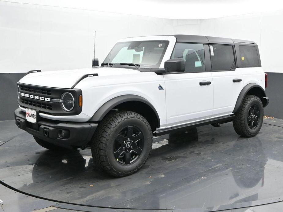 new 2024 Ford Bronco car, priced at $43,426