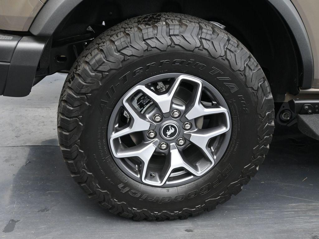 new 2025 Ford Bronco car, priced at $61,642