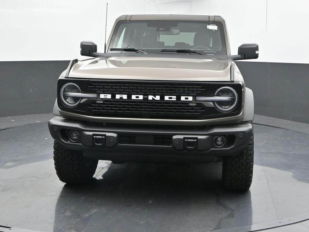 new 2025 Ford Bronco car, priced at $61,642