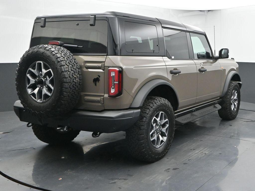 new 2025 Ford Bronco car, priced at $61,642