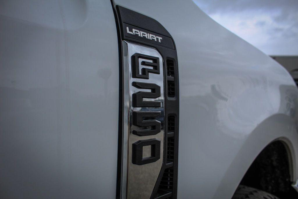 new 2025 Ford F-250 car