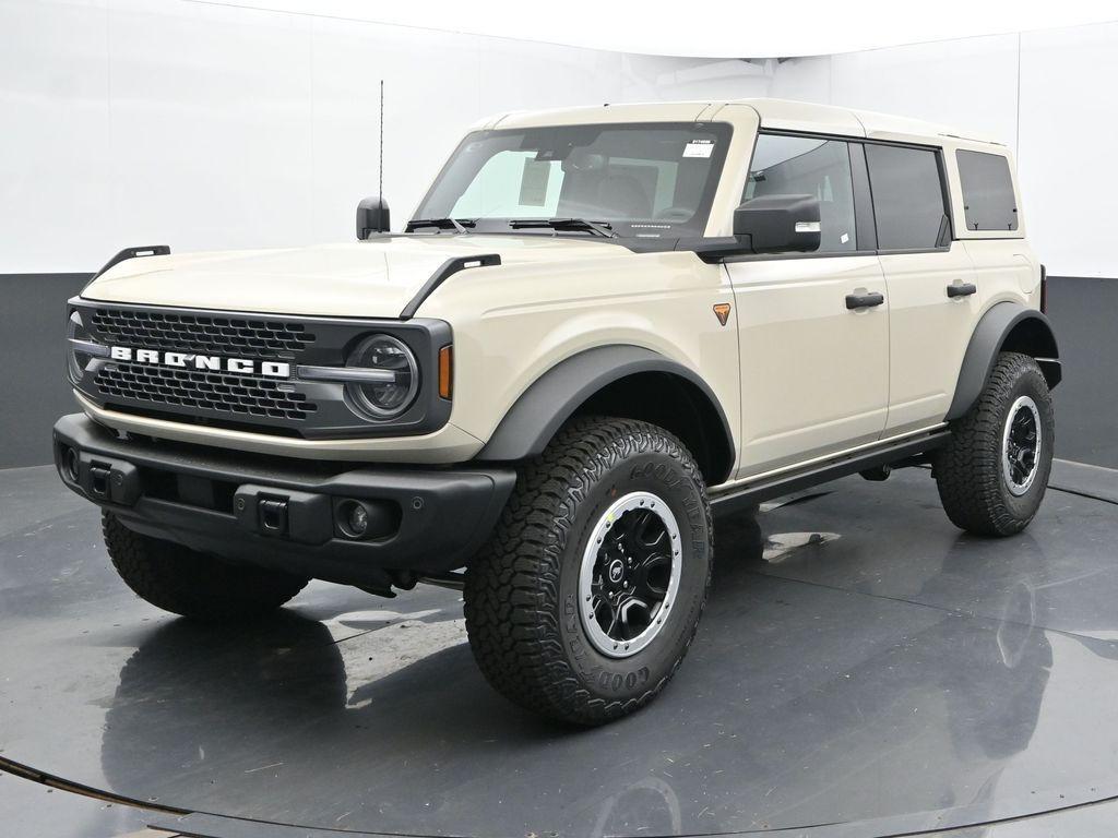 new 2025 Ford Bronco car, priced at $65,229