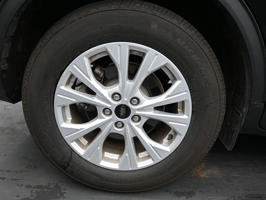 used 2024 Ford Escape car, priced at $21,624