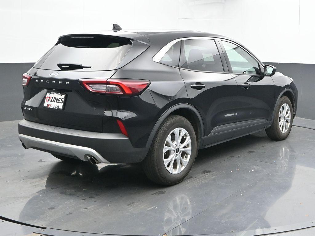 used 2024 Ford Escape car, priced at $21,624