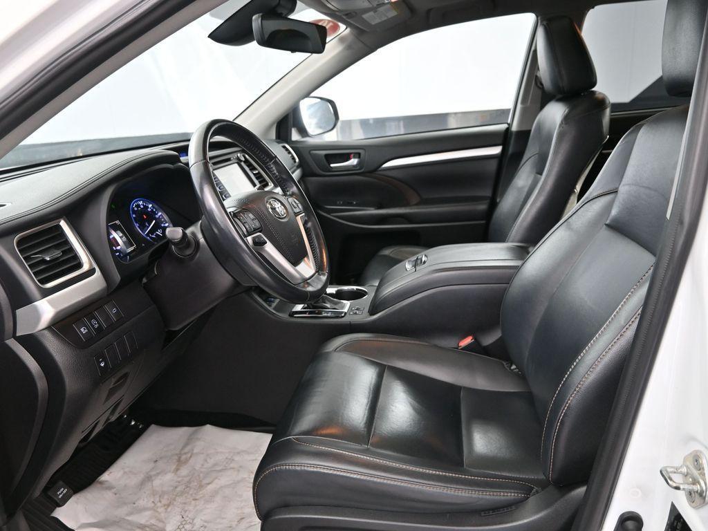 used 2019 Toyota Highlander car, priced at $23,319