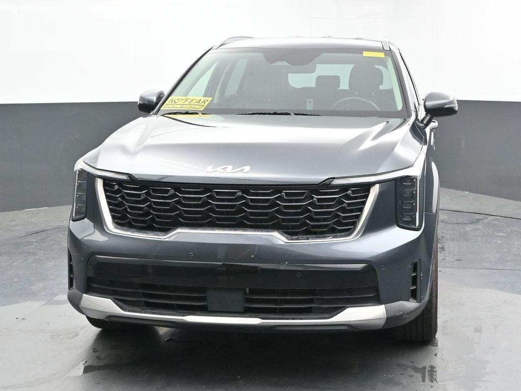 used 2024 Kia Sorento car, priced at $32,866