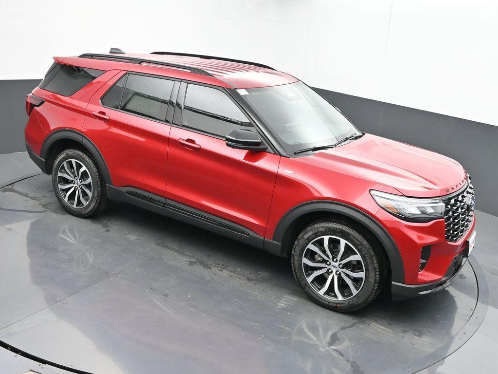 new 2025 Ford Explorer car, priced at $46,874