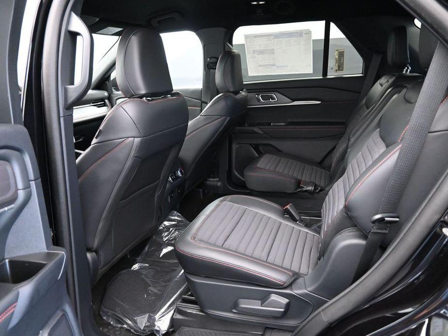 new 2025 Ford Explorer car, priced at $47,195