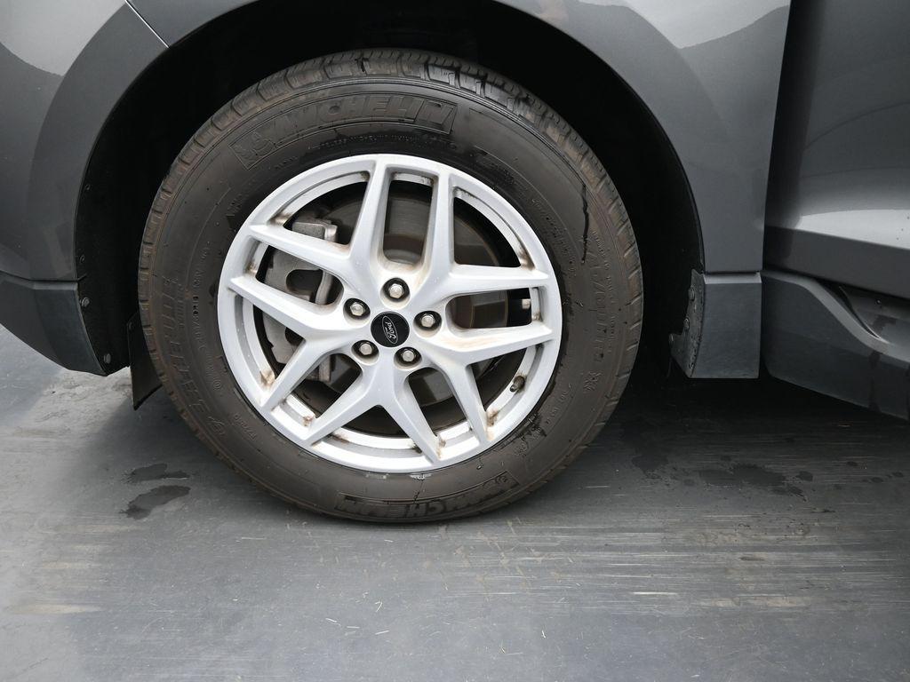 used 2024 Ford Edge car, priced at $27,215