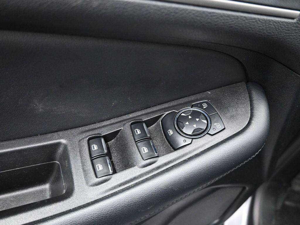 used 2024 Ford Edge car, priced at $27,215