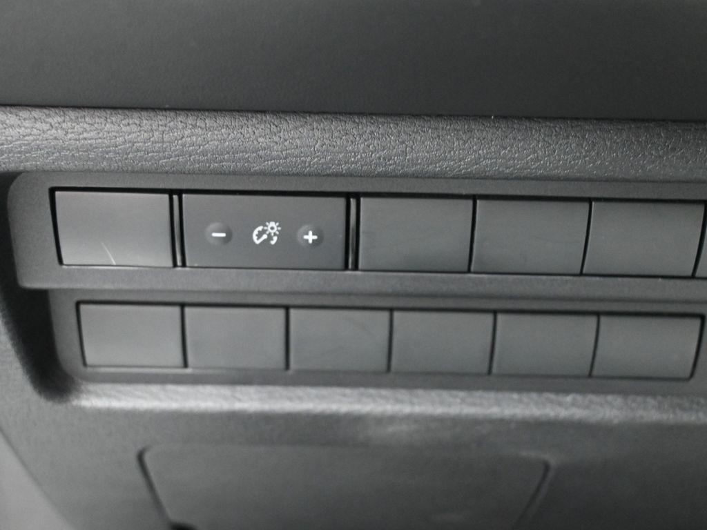 used 2025 Mitsubishi Outlander car, priced at $26,208