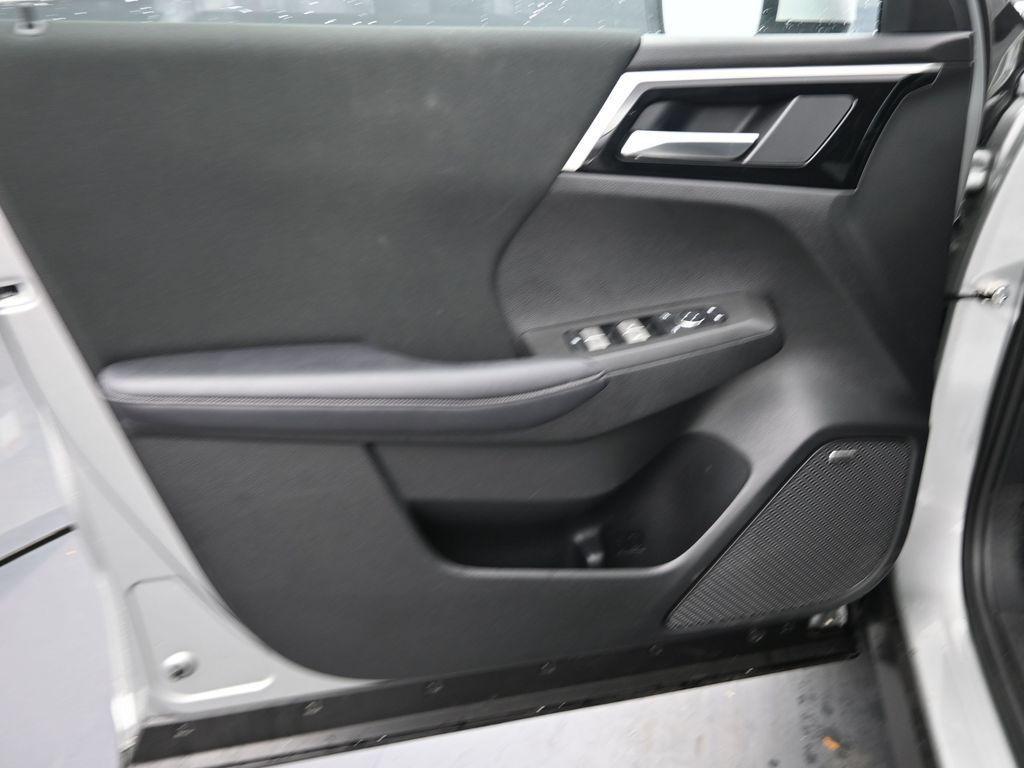 used 2025 Mitsubishi Outlander car, priced at $26,208