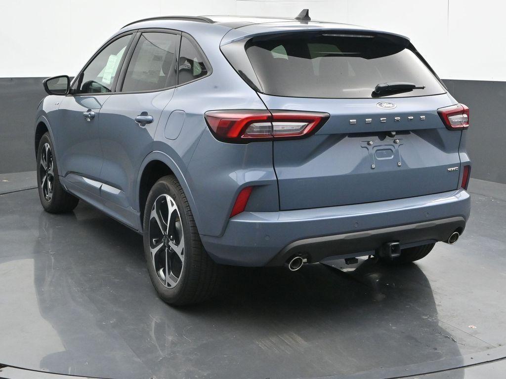 new 2025 Ford Escape car, priced at $35,691