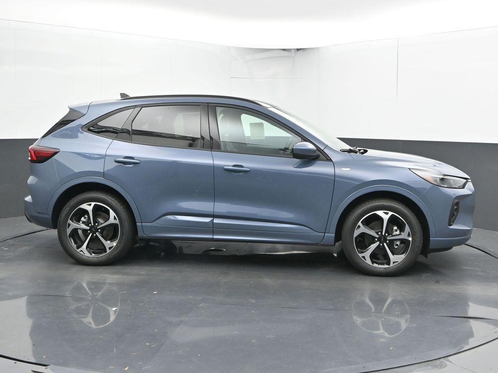 new 2025 Ford Escape car, priced at $35,691