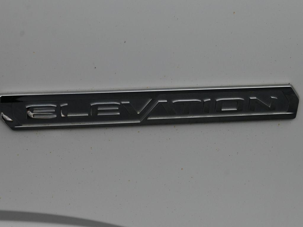 used 2022 GMC Canyon car, priced at $30,151
