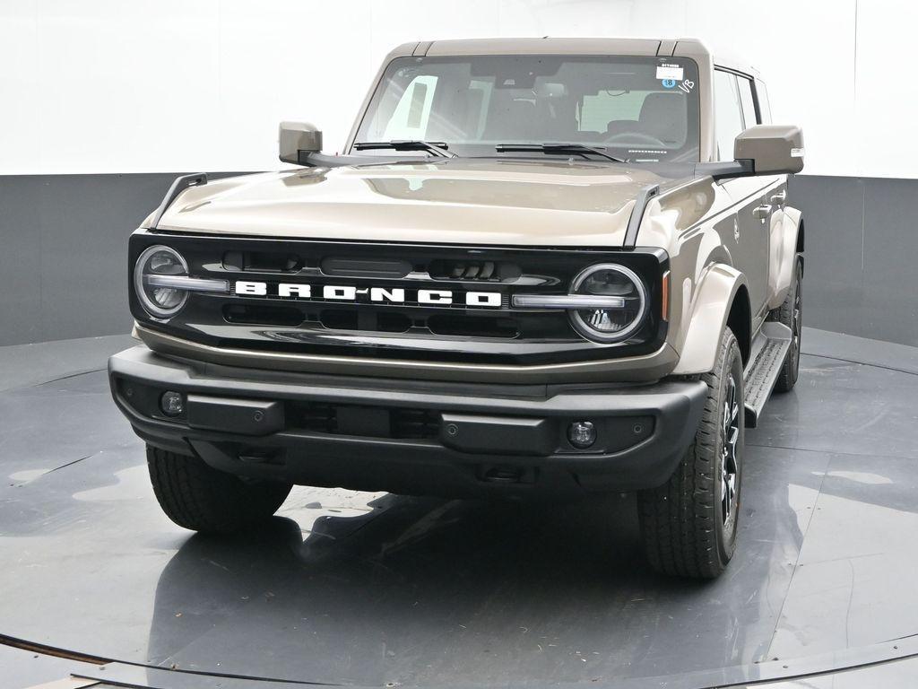 new 2025 Ford Bronco car, priced at $53,793