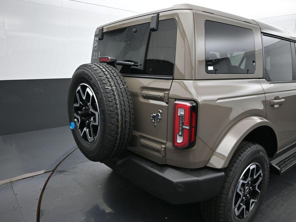 new 2025 Ford Bronco car, priced at $53,793