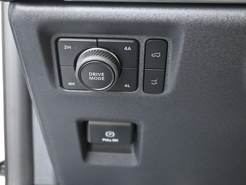 new 2025 Ford Expedition car, priced at $84,485