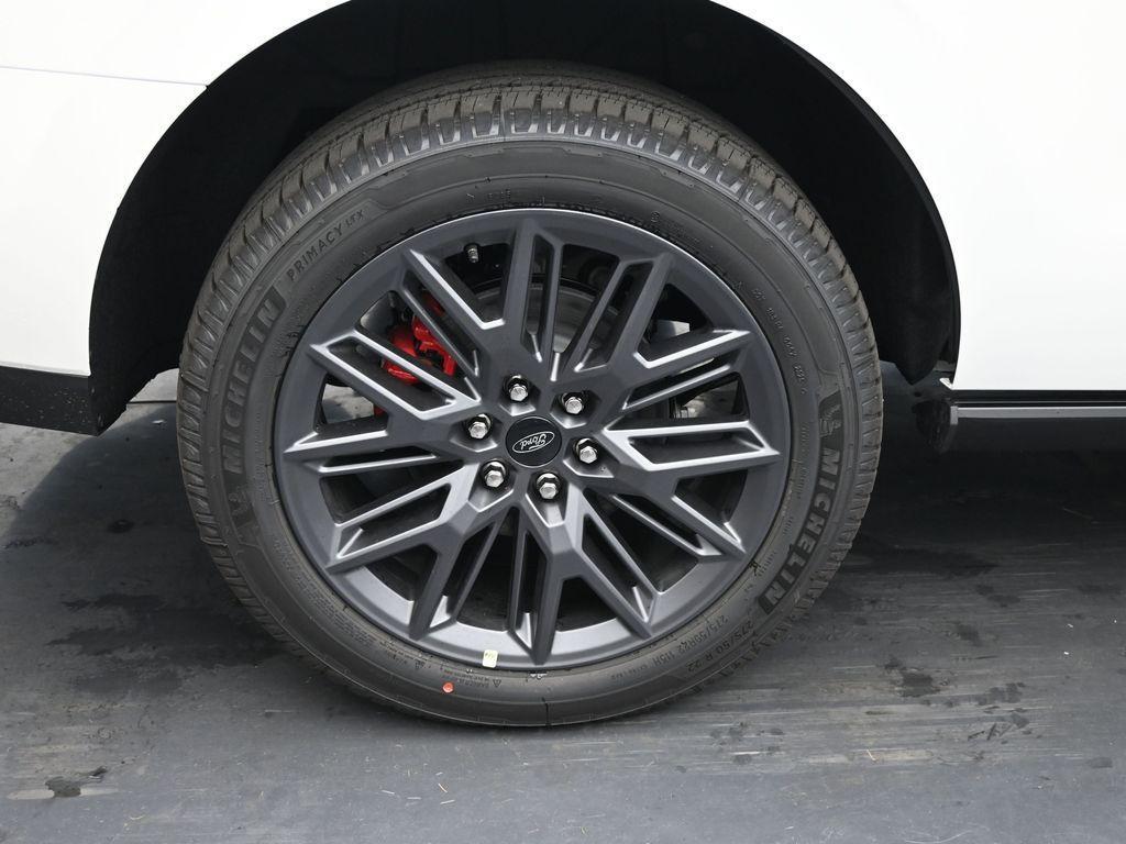 new 2025 Ford Expedition car, priced at $84,485