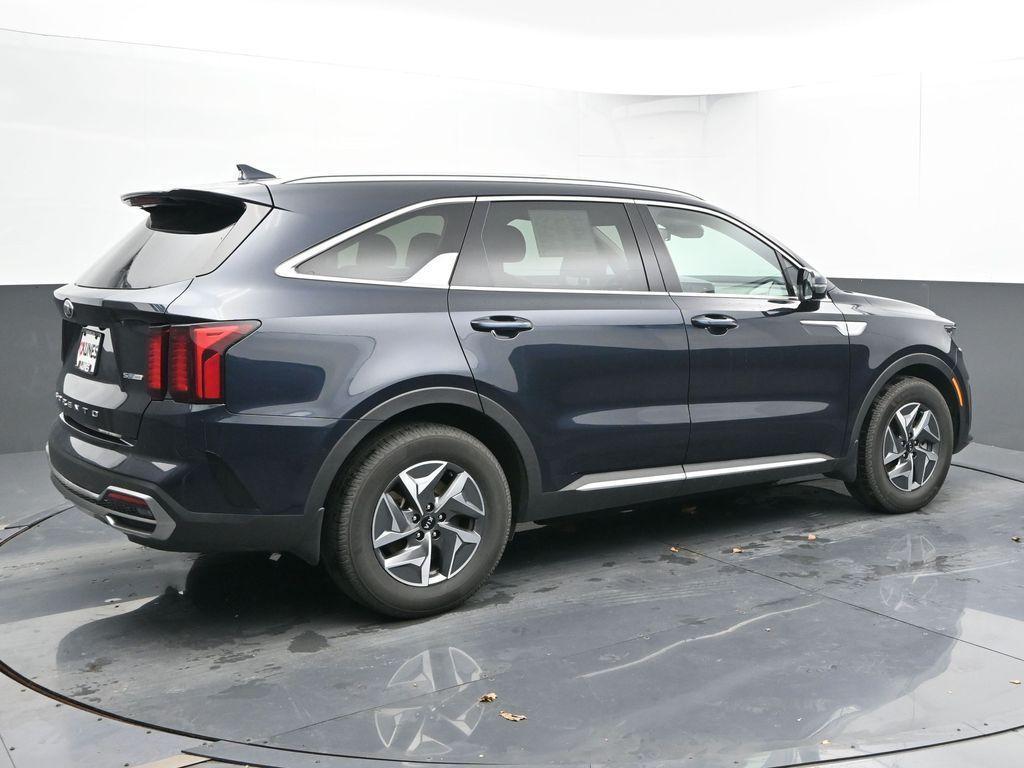 used 2021 Kia Sorento Hybrid car, priced at $22,773