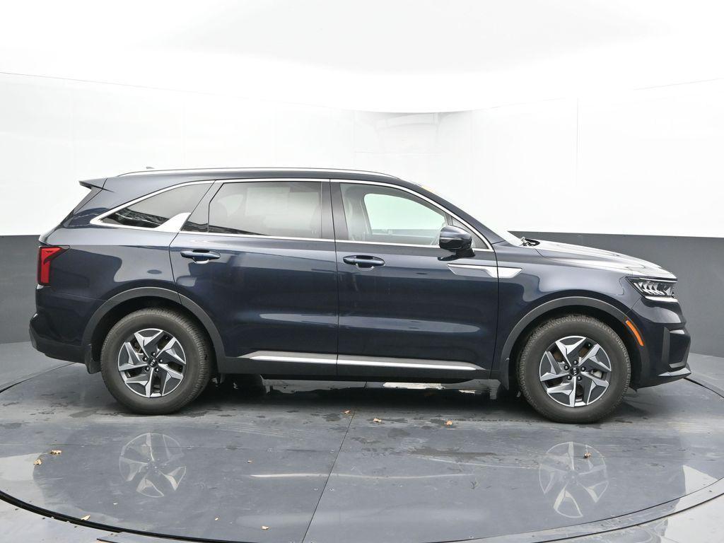 used 2021 Kia Sorento Hybrid car, priced at $22,773