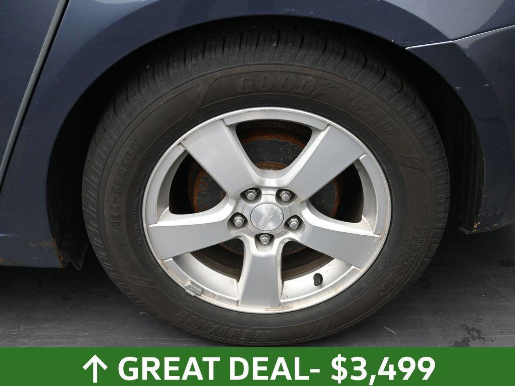 used 2013 Chevrolet Cruze car, priced at $3,499