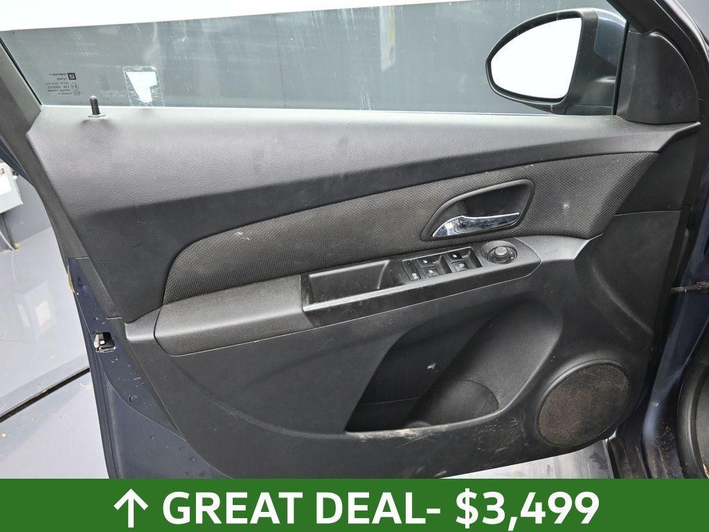 used 2013 Chevrolet Cruze car, priced at $3,499