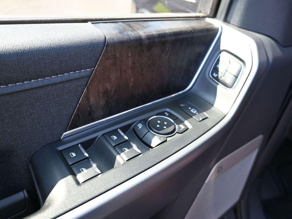 new 2025 Ford F-250 car, priced at $84,143