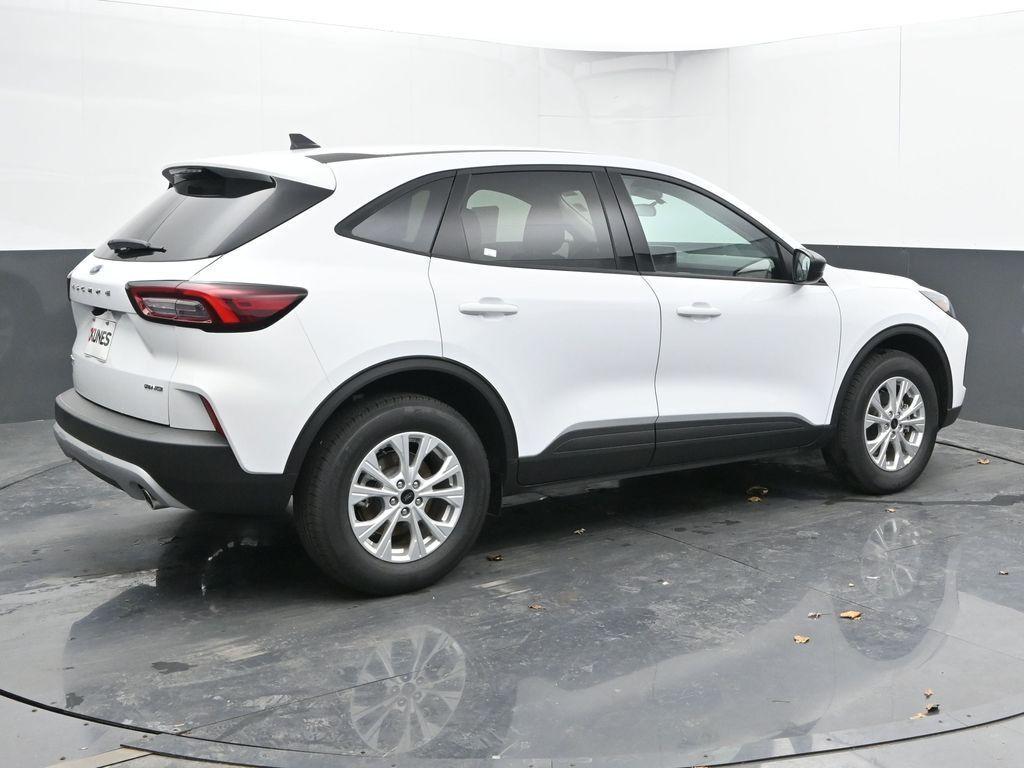 new 2025 Ford Escape car, priced at $27,660