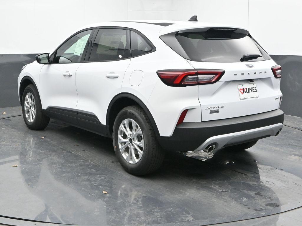 new 2025 Ford Escape car, priced at $27,660