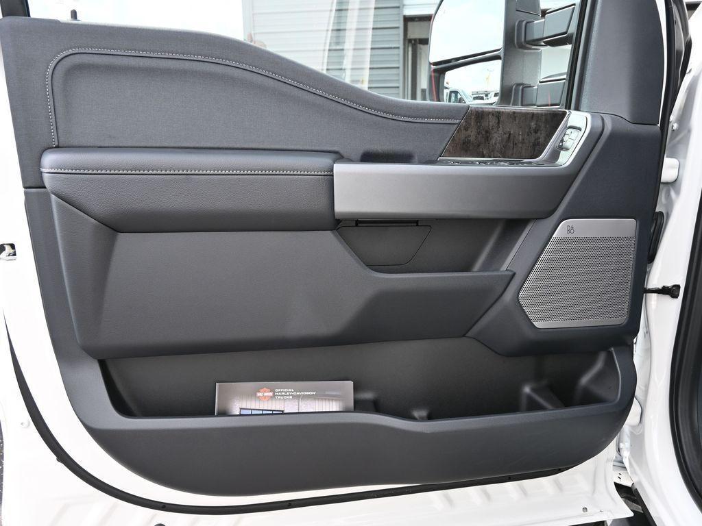 new 2025 Ford F-250 car, priced at $136,321